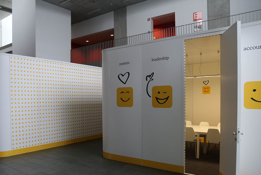 TELENET CUBICLES